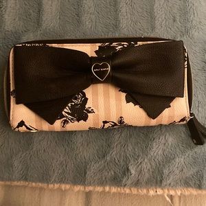 Betsy Johnson wallet like new!